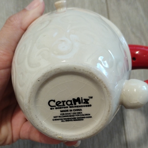 Boston Warehouse Red and White Santa Mug - Picture 10 of 13